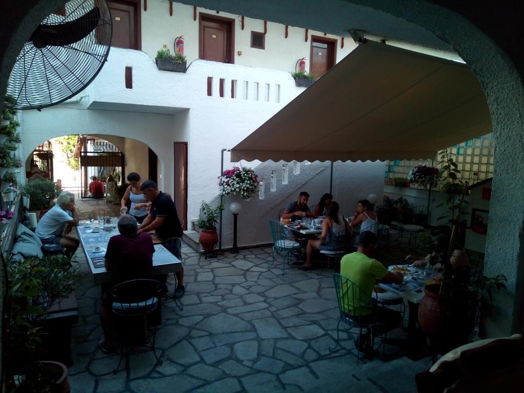 Hotel Sweet Home Neos Marmaras Buitenkant foto